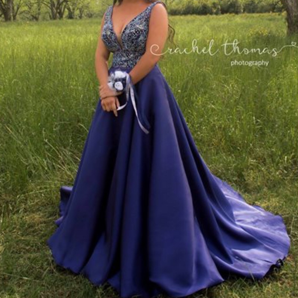 VIENNA prom dress